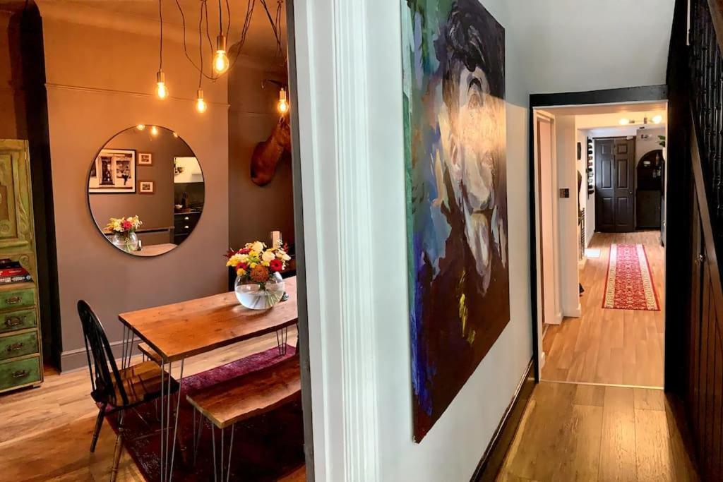 Chic Townhouse Near Tunnels Beaches Ильфракомб Экстерьер фото